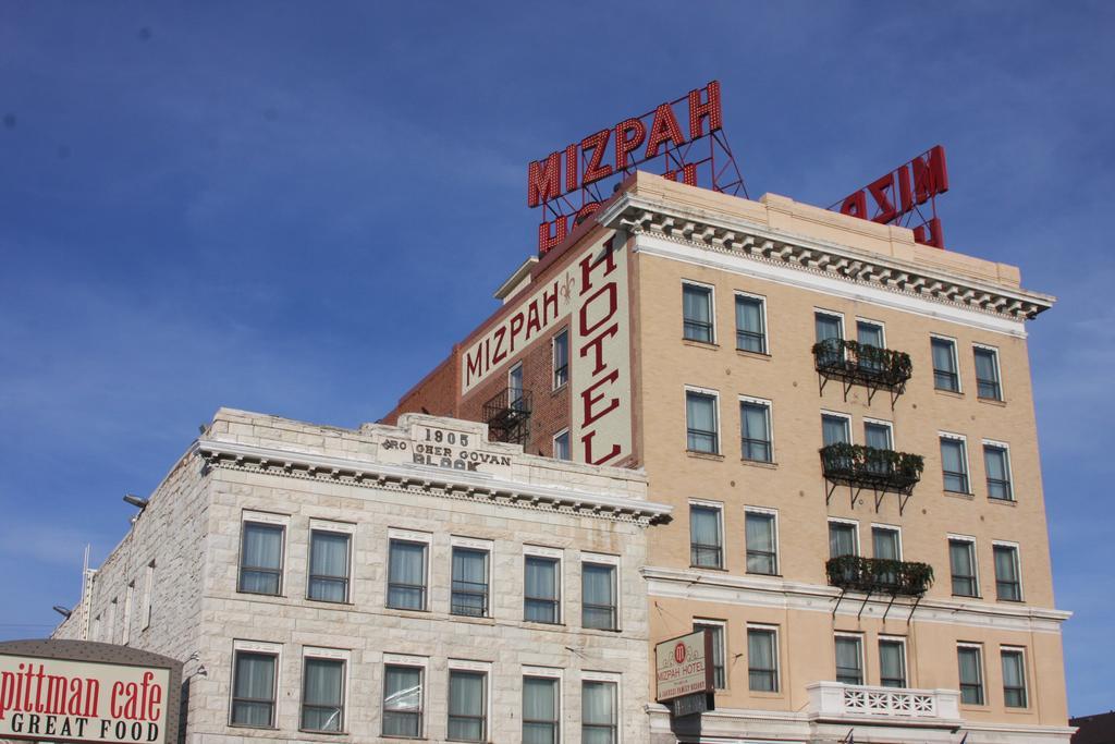 Mizpah Hotel Tonopah Exterior photo